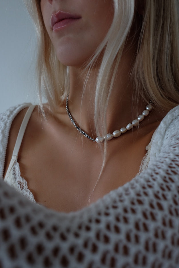 GUÐ0410 - 1104 by MAR