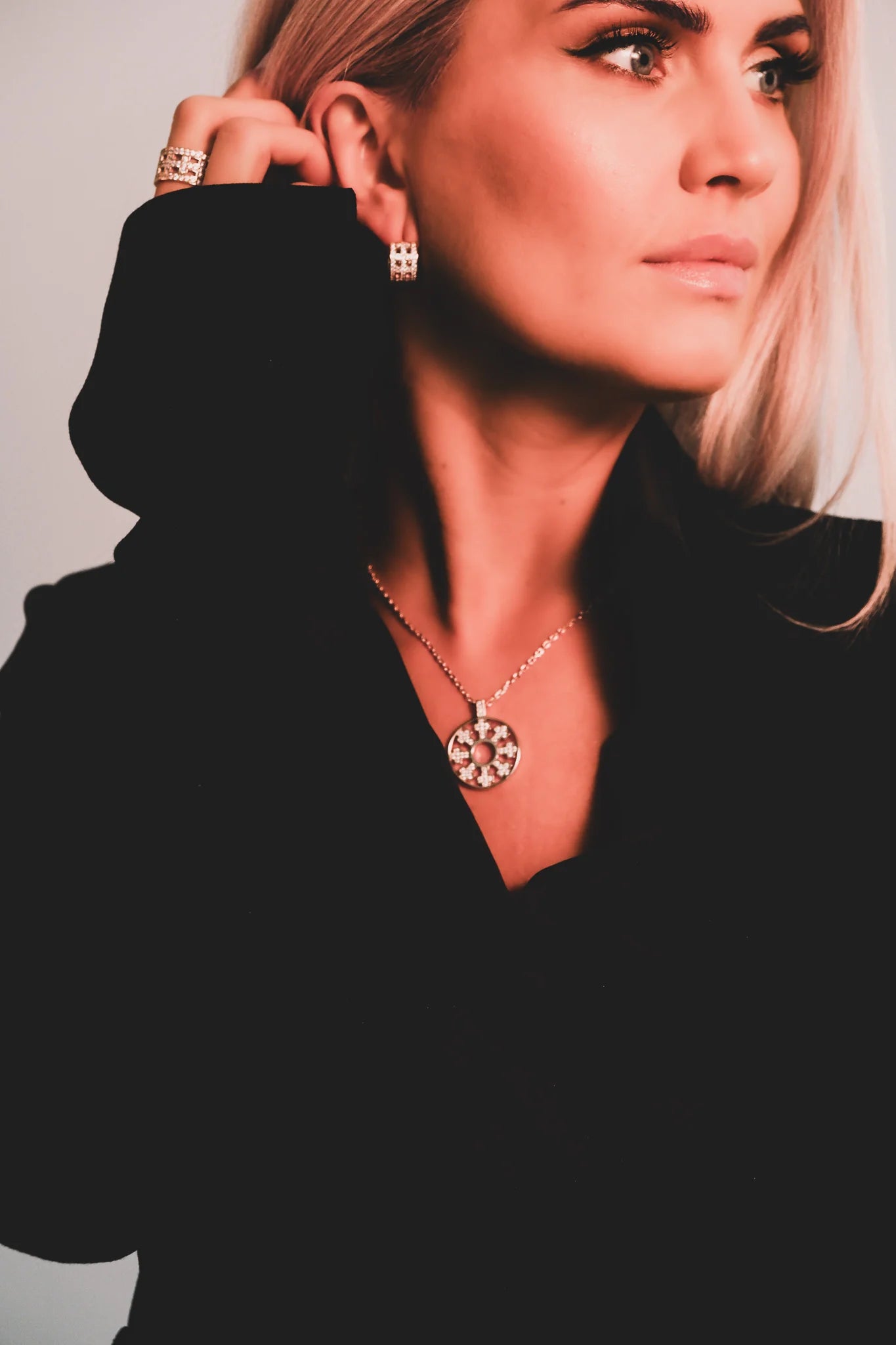 8 CROSS EARRINGS - Vera Design